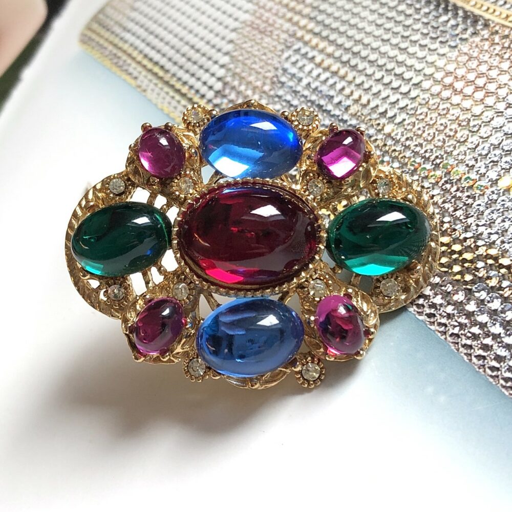 Broche Vintage SPHINX Néo Classique A999