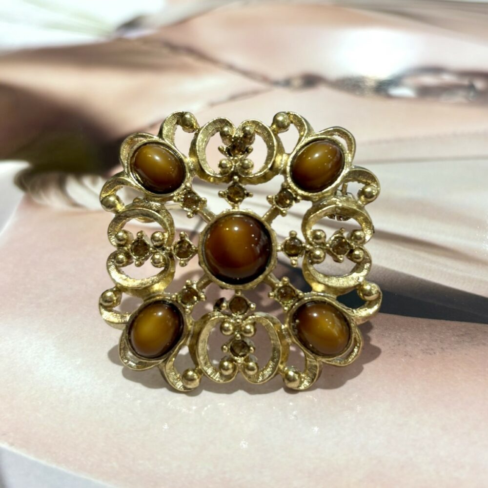 Broche Vintage SPHINX Néo Classique A2873