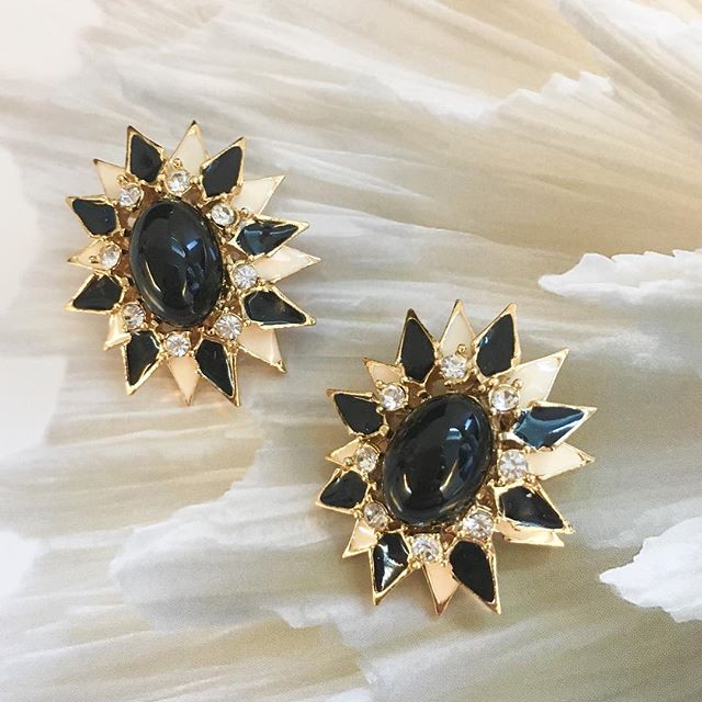 Boucles d’Oreilles Clips Vintage Fleur E1004