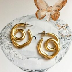 Boucles d’Oreilles Percées Vintage Spirale E3478