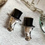 Boucles d’Oreilles Clips Vintage BUTLER & WILSON Gentleman E2655